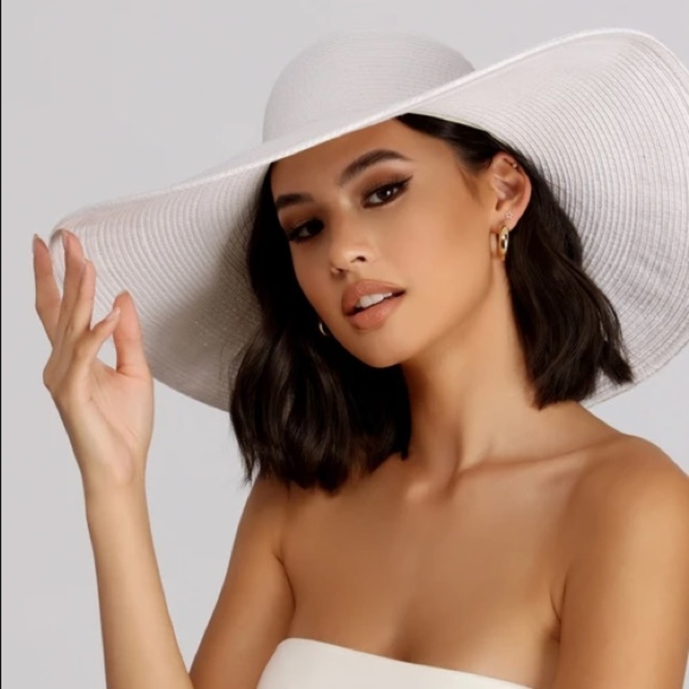 Free with any purchase - White brim summer hat ribbon